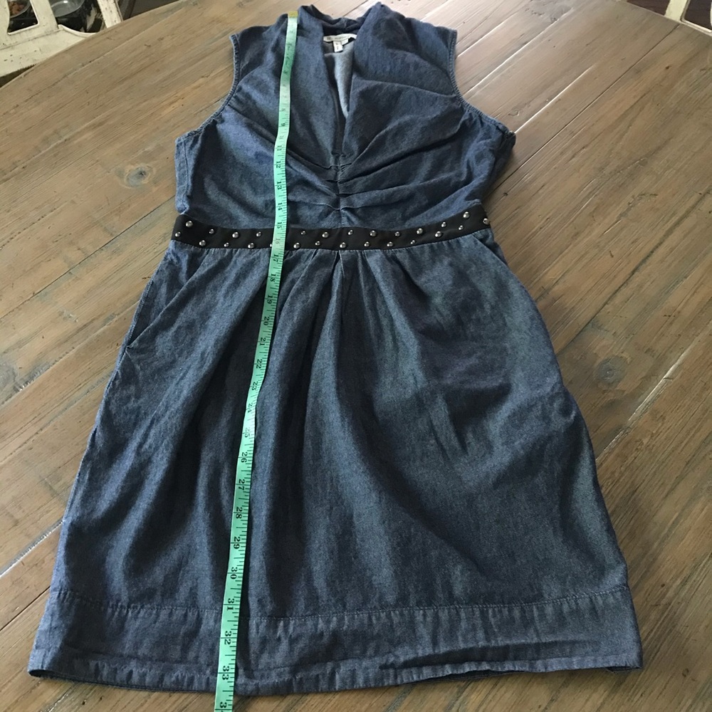 BCBGeneration size 4 sleeveless chambray dress - Picture 16 of 16